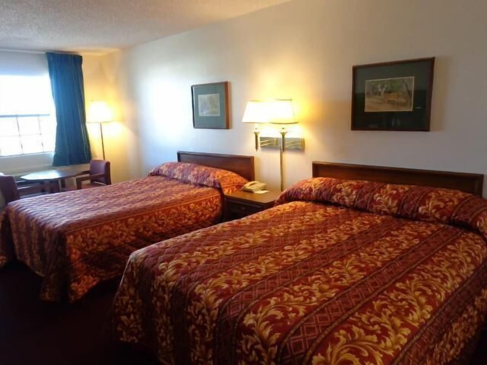 Windcrest Inn and Suites - photo 17