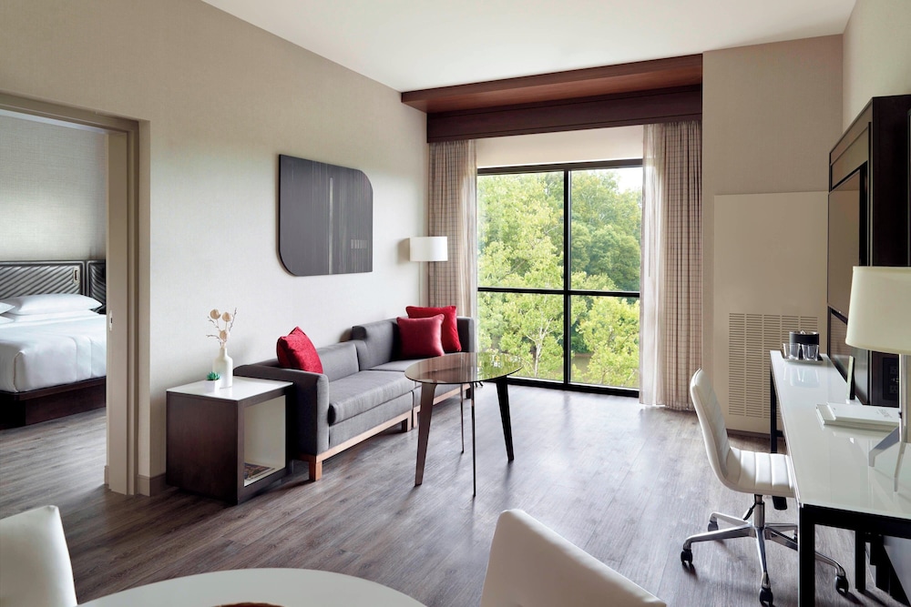 Marriott Columbus University Area - photo 14