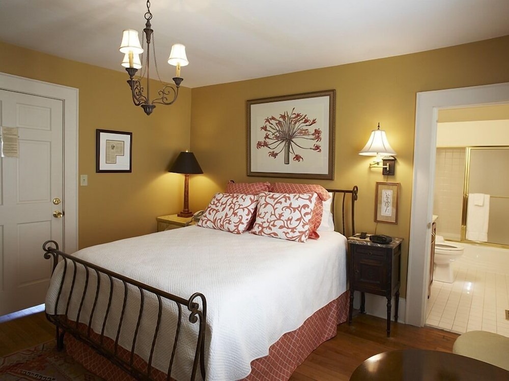 The Smithfield Inn - photo 6