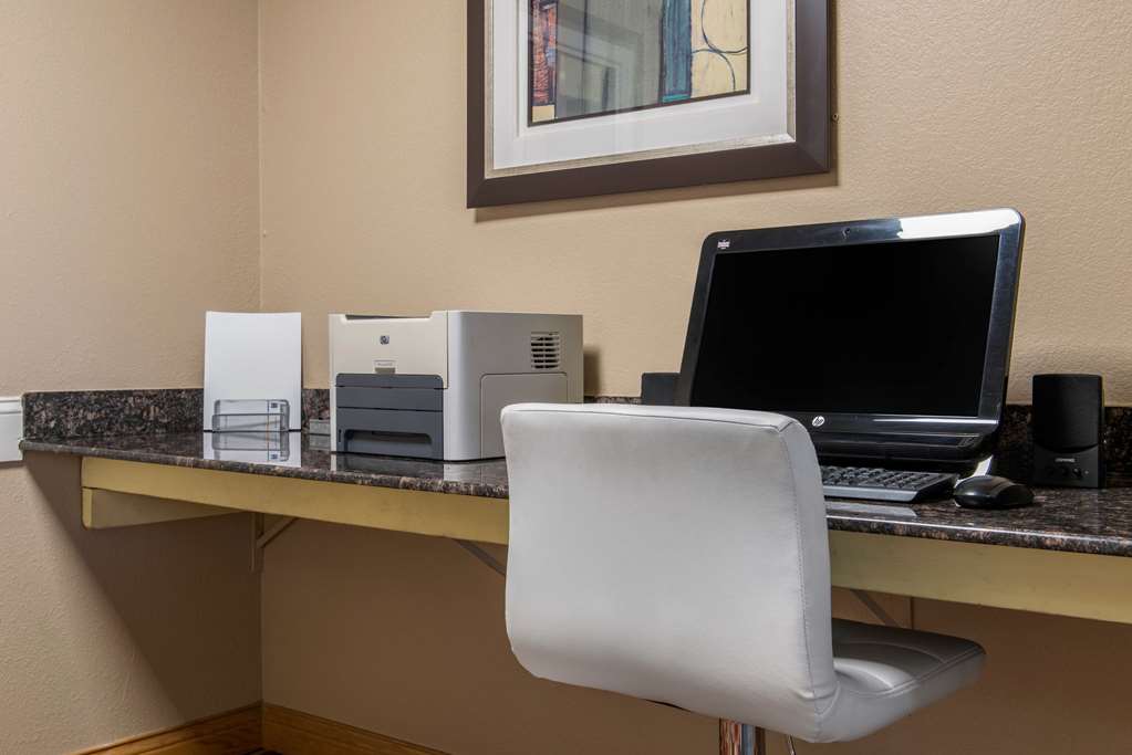 Quality Inn Jacksonville near I 72 - photo 32