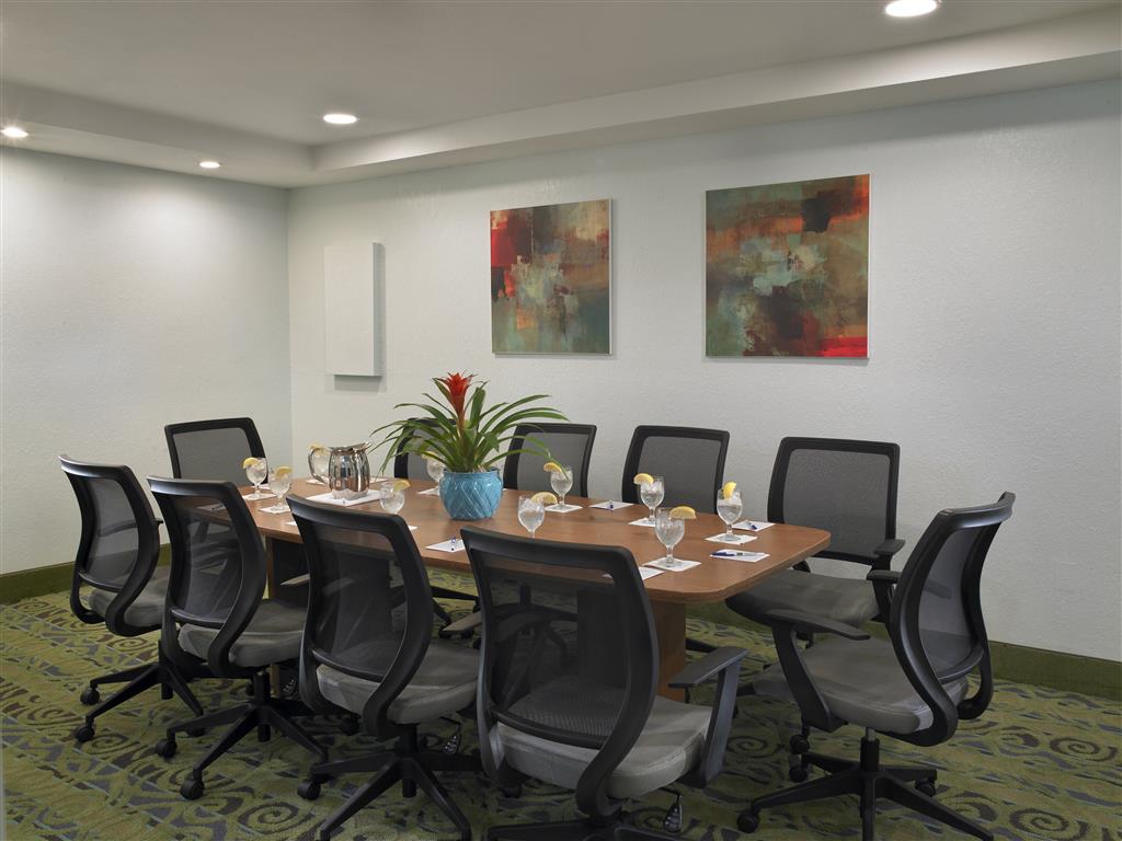 Best Western Plus Atlantic Beach Resort - photo 36