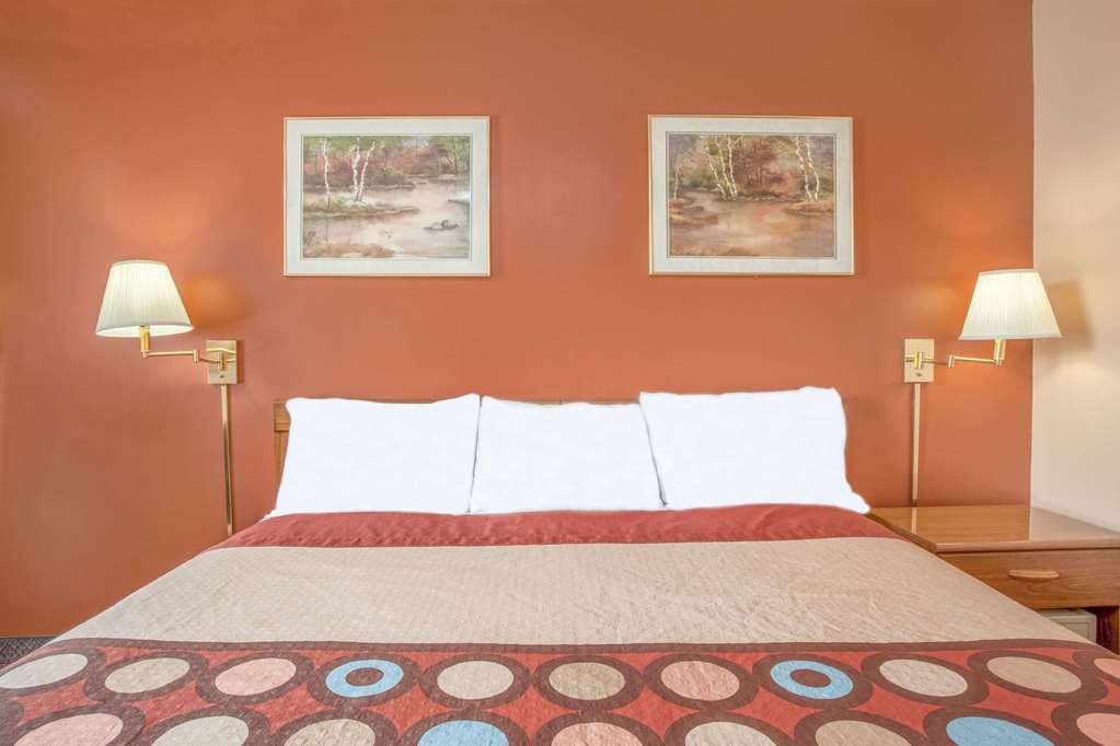Super 8 by Wyndham Carlisle North - photo 12