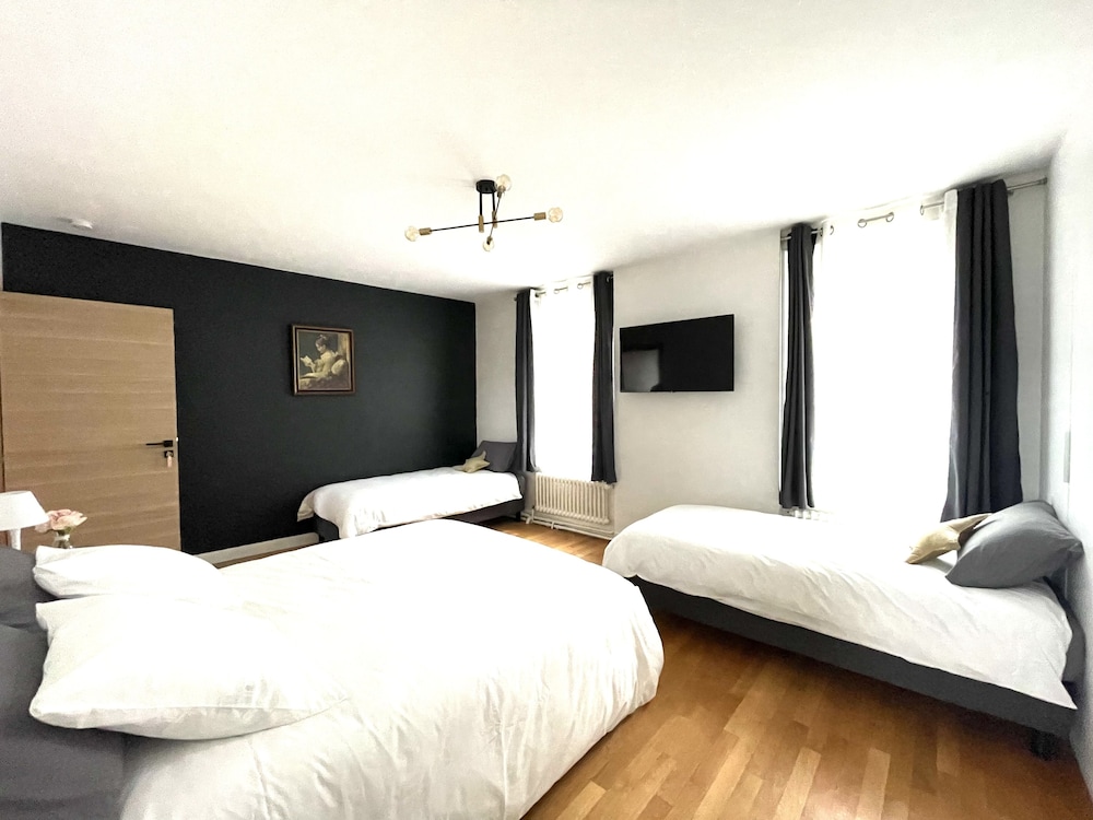 La Demeure Des Hotes — Couilly Pont Aux Dames