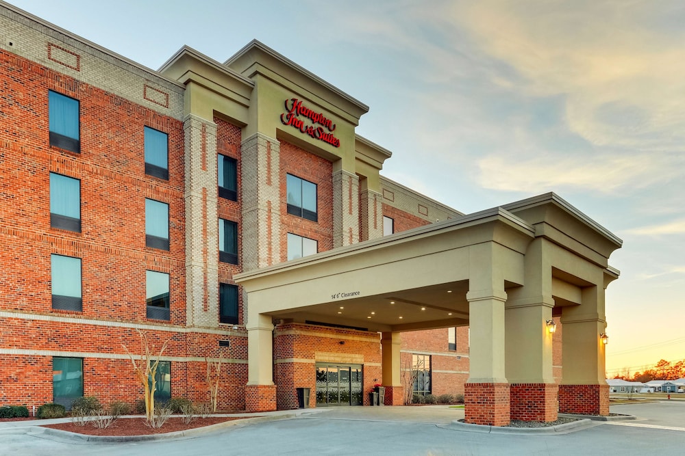 Hampton Inn & Suites Swansboro Near Camp Lejeune - photo 57