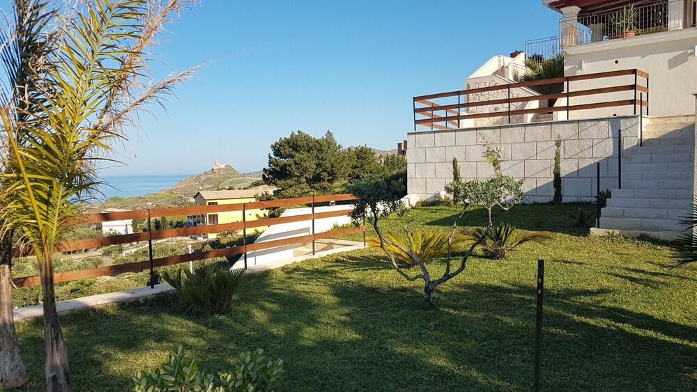 B&B Terrazze Chiaramontane Exclusive Resort — hotel in Palma Di Montechiaro
