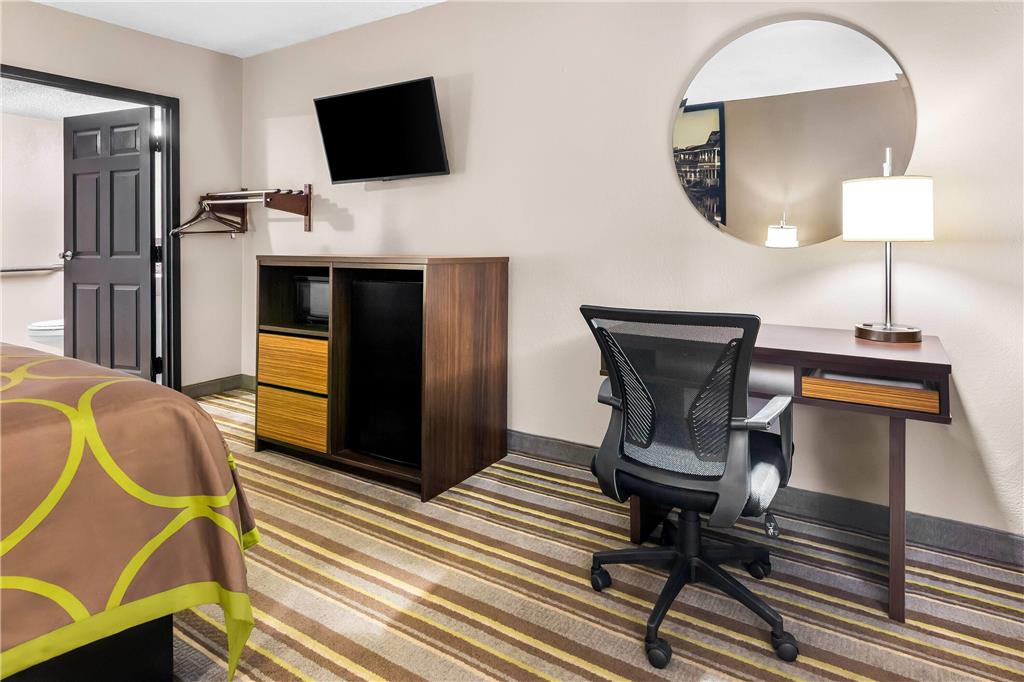 Super 8 by Wyndham Columbia - photo 35