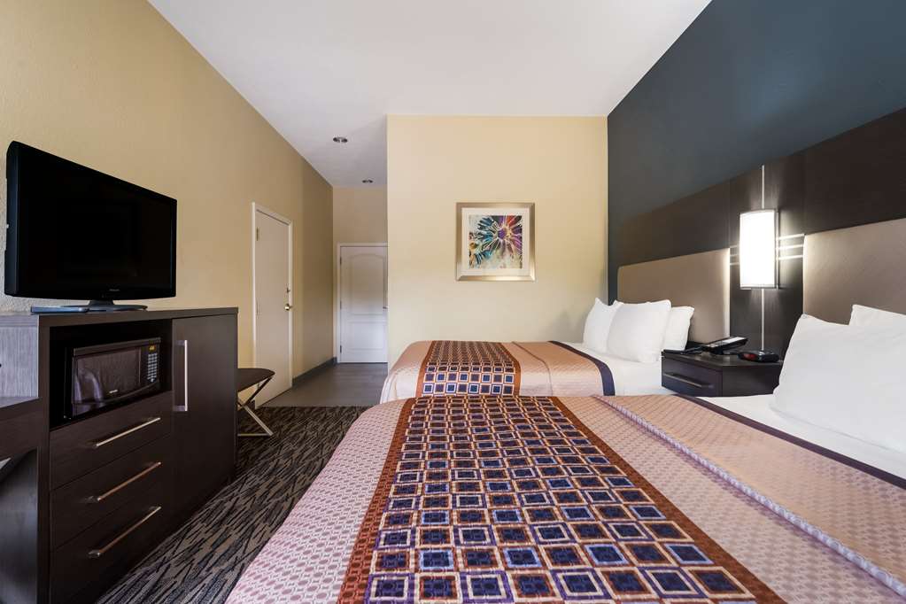 Best Western Bradbury Inn & Suites - photo 19