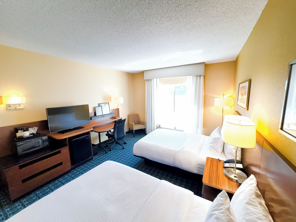Fairfield Inn & Suites by Marriott Russellville - photo 18