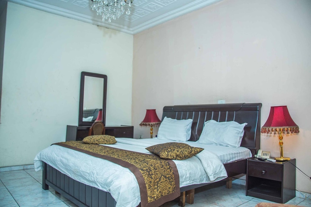 Muriela Hotels - last minute hotel in Port Harcourt