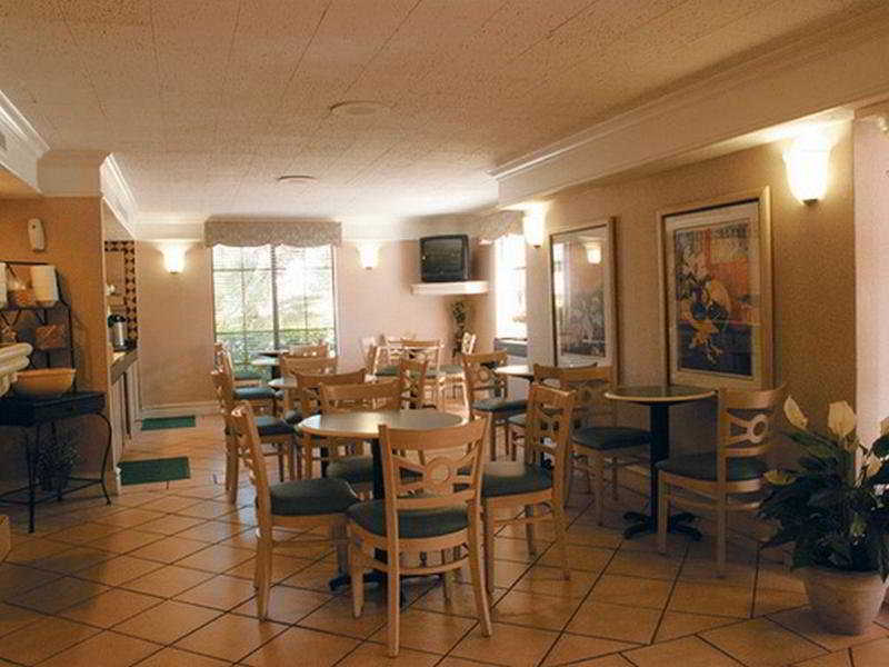 Quality Inn & Suites North Charleston Ashley Phosphate - photo 43