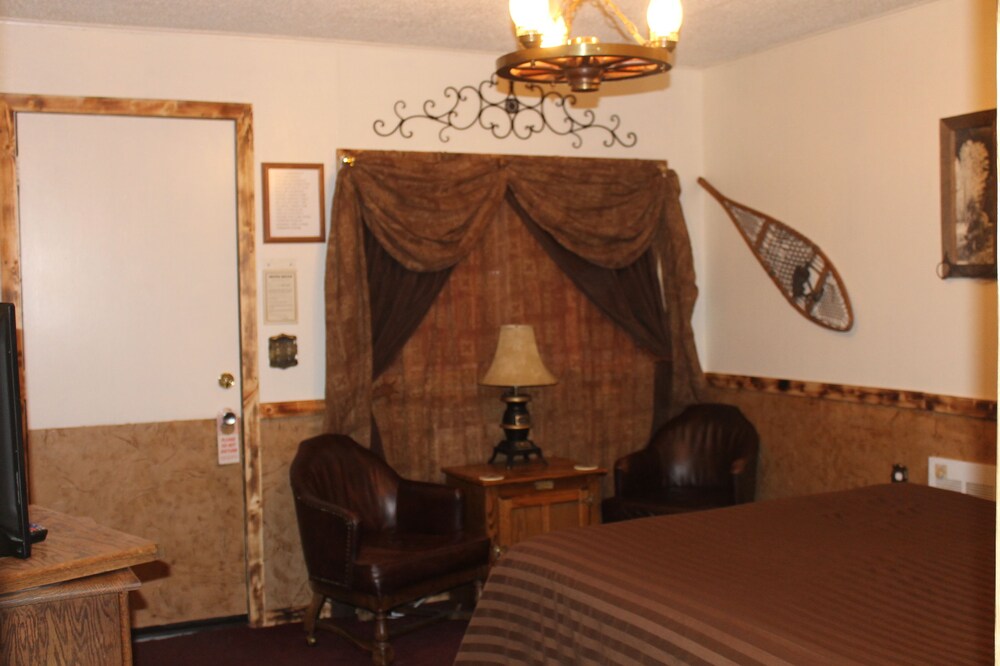 Black Bear Motel - photo 26