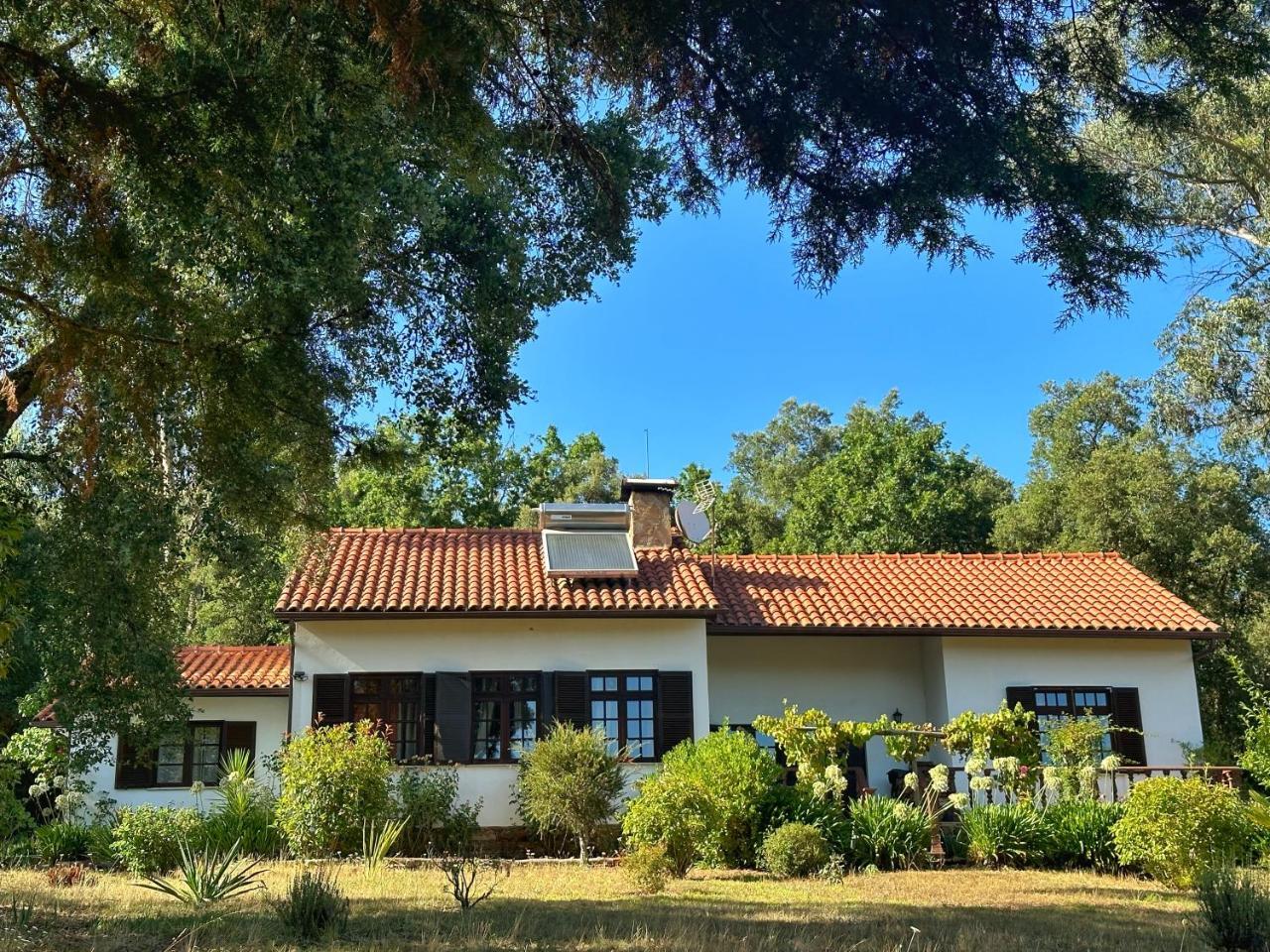 Quinta Do Pereiro - carbon neutral hotel in Tabua