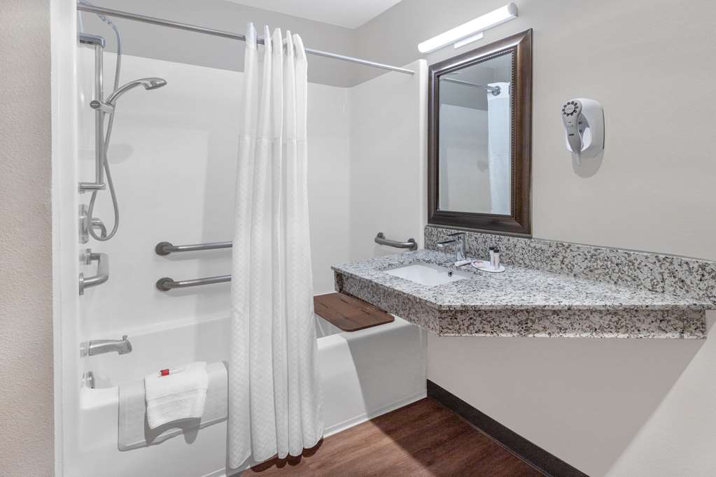 Days Inn by Wyndham Bernalillo - photo 18