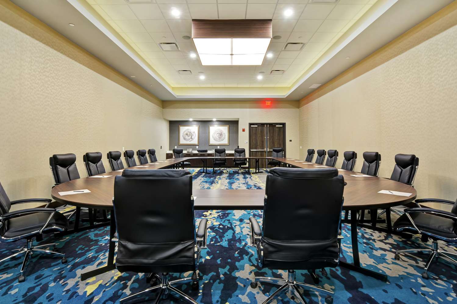Embassy Suites by Hilton Plainfield Indianapolis Airport - photo 32