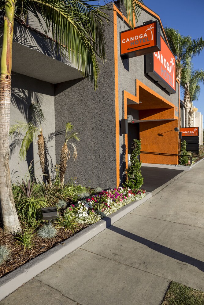 Canoga Hotel - photo 14