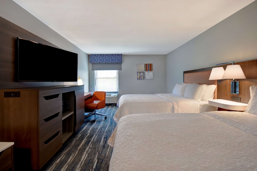 Hampton Inn Potomac Mills Woodbridge - photo 15
