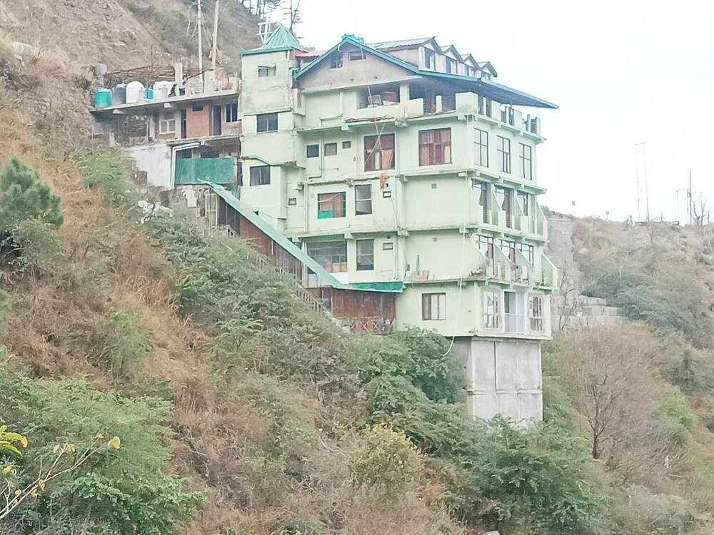 Hotel D Pal - last minute hotel in Shimla