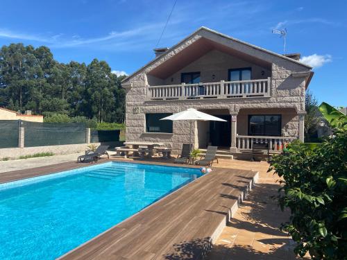 A Casa De Sisan — 4-Star Luxury Hotel in Ribadumia, Spain