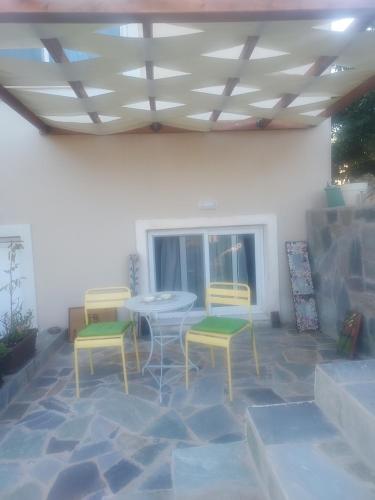 Dina in Palaia Fokaia, Greece