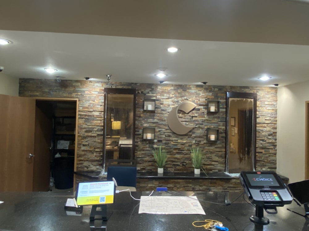 Comfort Inn & Suites Gunnison Crested Butte - photo 3