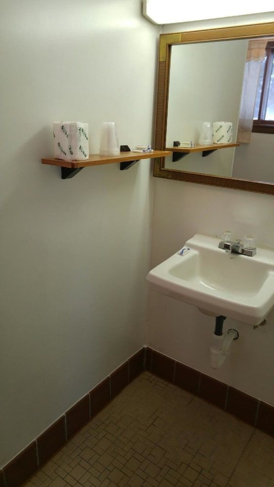 Prairie Motel - photo 3