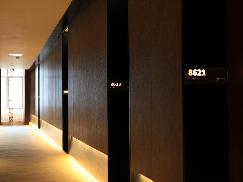 Poli Yueting Hotel — 4-Star Luxury Hotel in Hangzhou, People's Republic of China