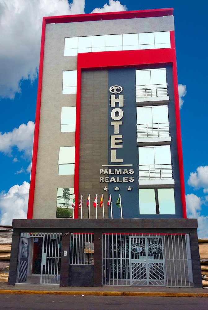 Hotel Palmas Reales in Trujillo, Peru