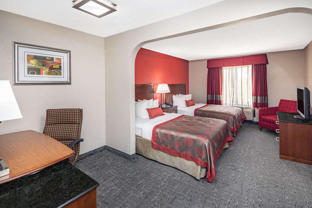 Ramada by Wyndham Alpharetta Atlanta North - photo 9