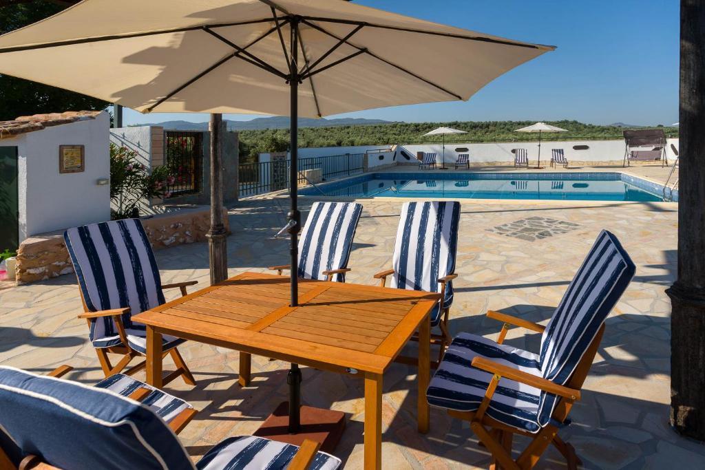 Apartamentos Turisticos La Teja 11835957 — Arroyo Del Ojanco