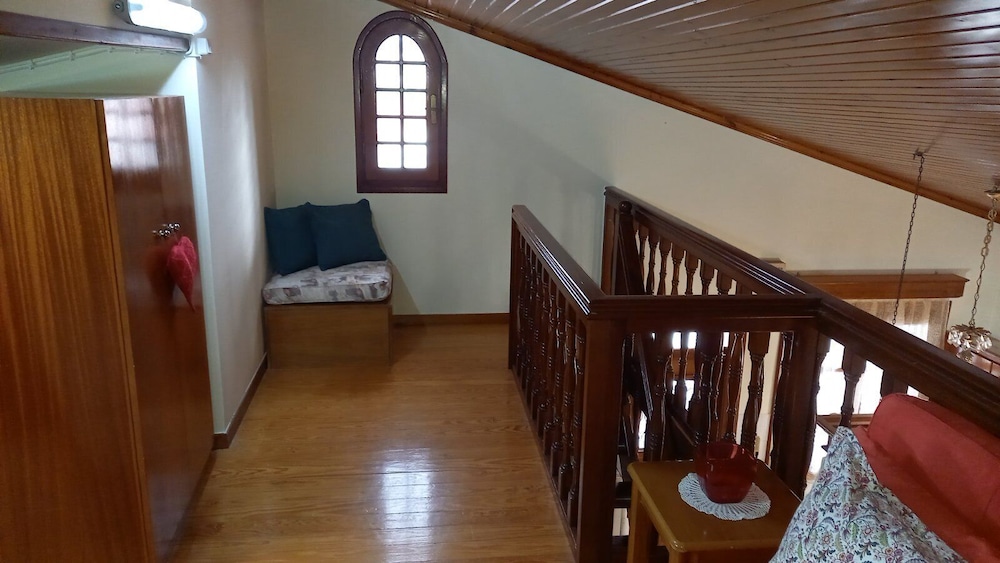 Vardakis Houses — Unknown City — photo 4