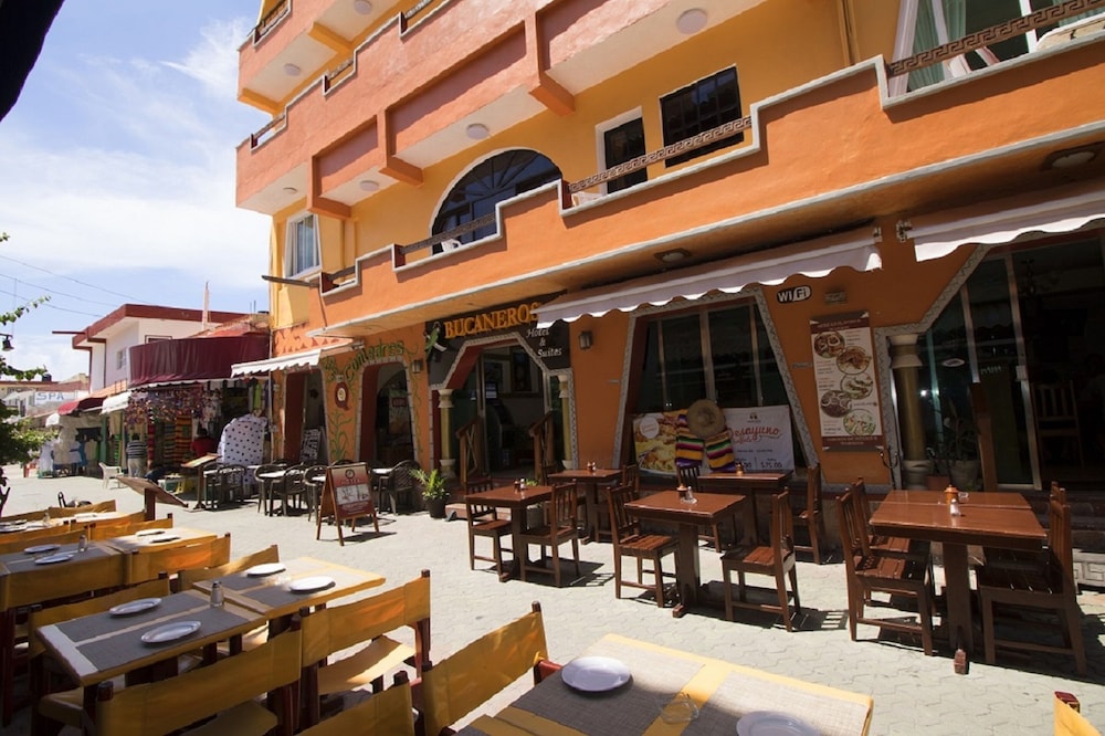 Hotel image of Hotel & Restaurant Bucaneros Isla Mujeres