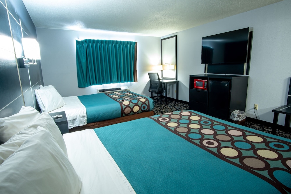 Coratel Inn and Suites by Jasper New Richmond - photo 6
