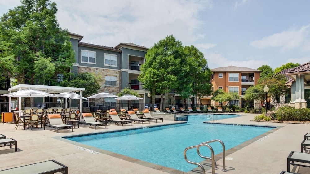 Landing Apartments Richmond — 4-Star Luxury Hotel in Richmond, United States