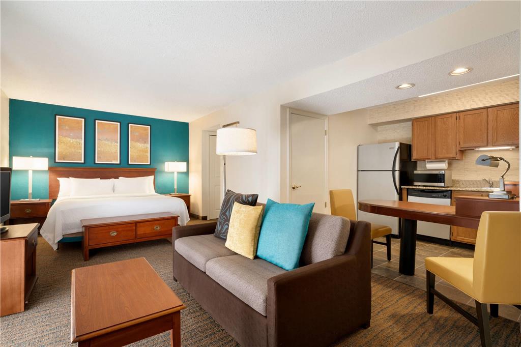 Hawthorn Suites by Wyndham Tinton Falls - photo 21