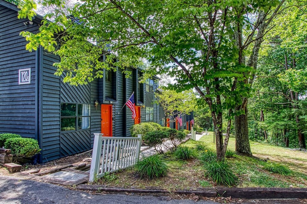 Pinecrest Townhomes - photo 15