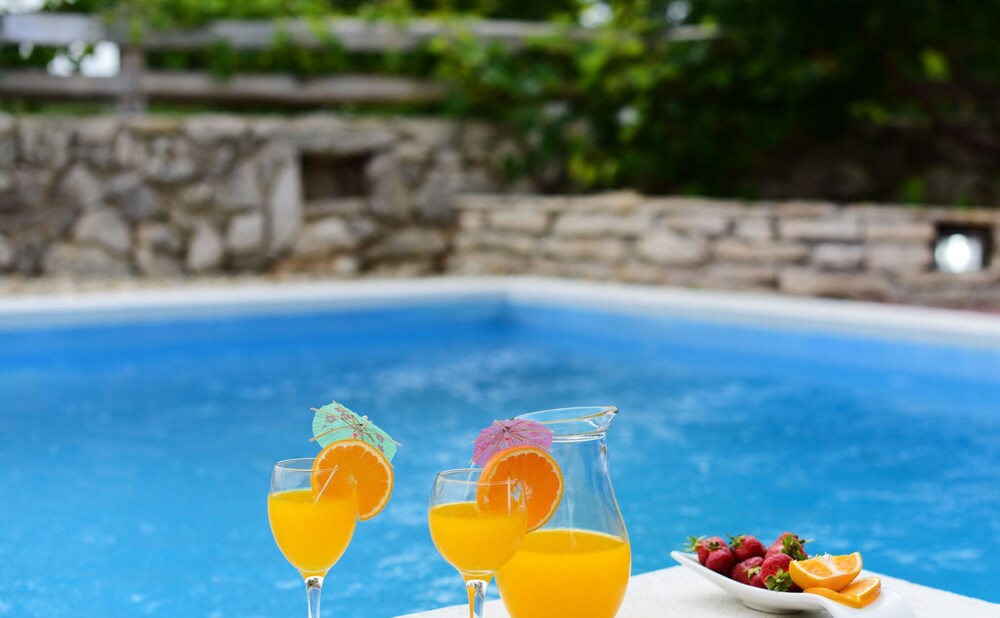 Villa Smilje Zadarvillas — 4-Star Luxury Hotel in Posedarje, Croatia