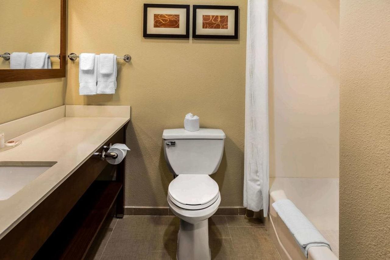 Comfort Suites San Jose Airport - photo 7