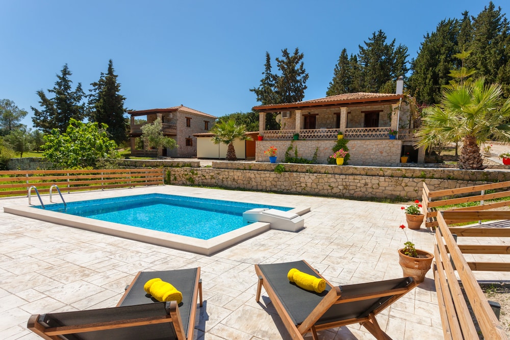 Liuba Houses — 4-Star Luxury Hotel in Zakynthos, Greece