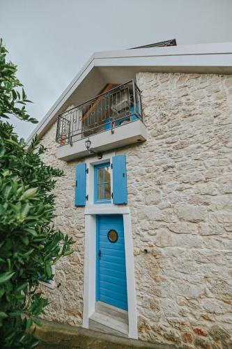 Stone House Zrinski entire apartment 62 m2 — 4-Star Luxury Hotel in Luka, Croatia