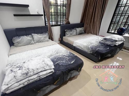 Setia 1 Austin Dato Onn Daya Near YiJia LongSing HeLiXuan Restaurant in Johor Bahru, Malaysia