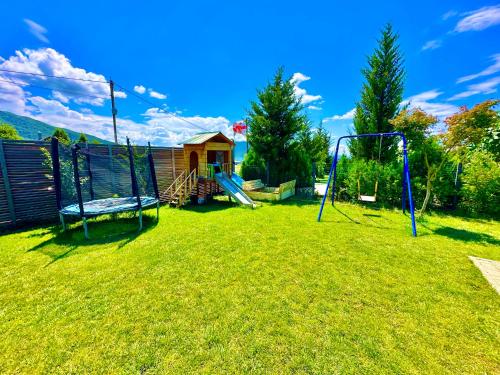 Eco Saguramo Chalet