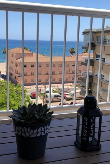 Brisa De Poniente Con Cochera Y Aire Acondicionado — Aguilas