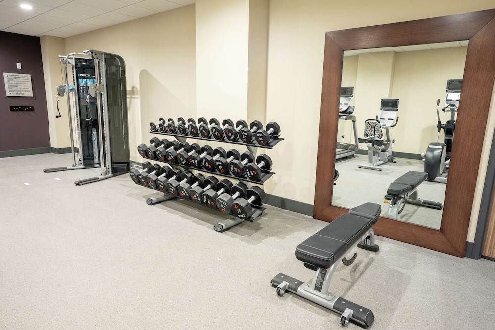 Hilton Garden Inn Wichita Downtown - photo 20