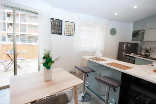 Les Bouleaux Yourhosthelper - last minute hotel in Cagnes-Sur-Mer