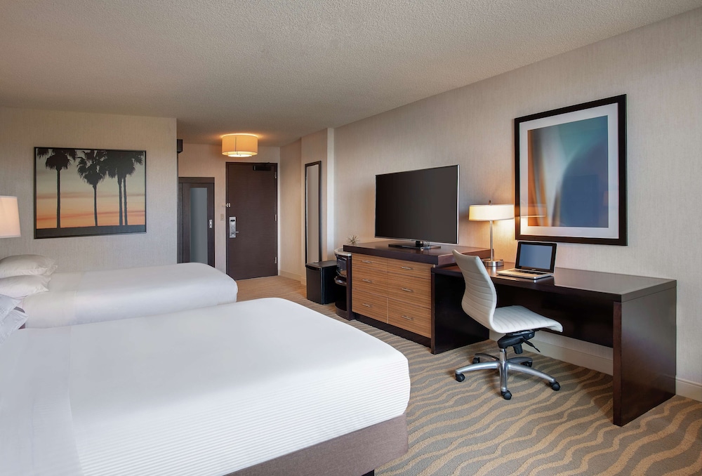 DoubleTree by Hilton San Diego Mission Valley - photo 15