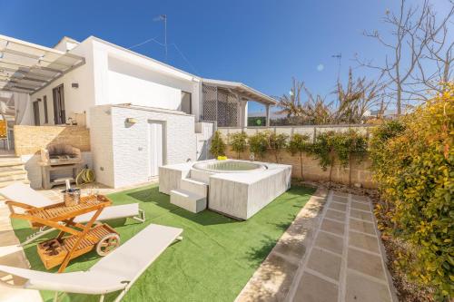 Villetta Myalea in Racale, Italy