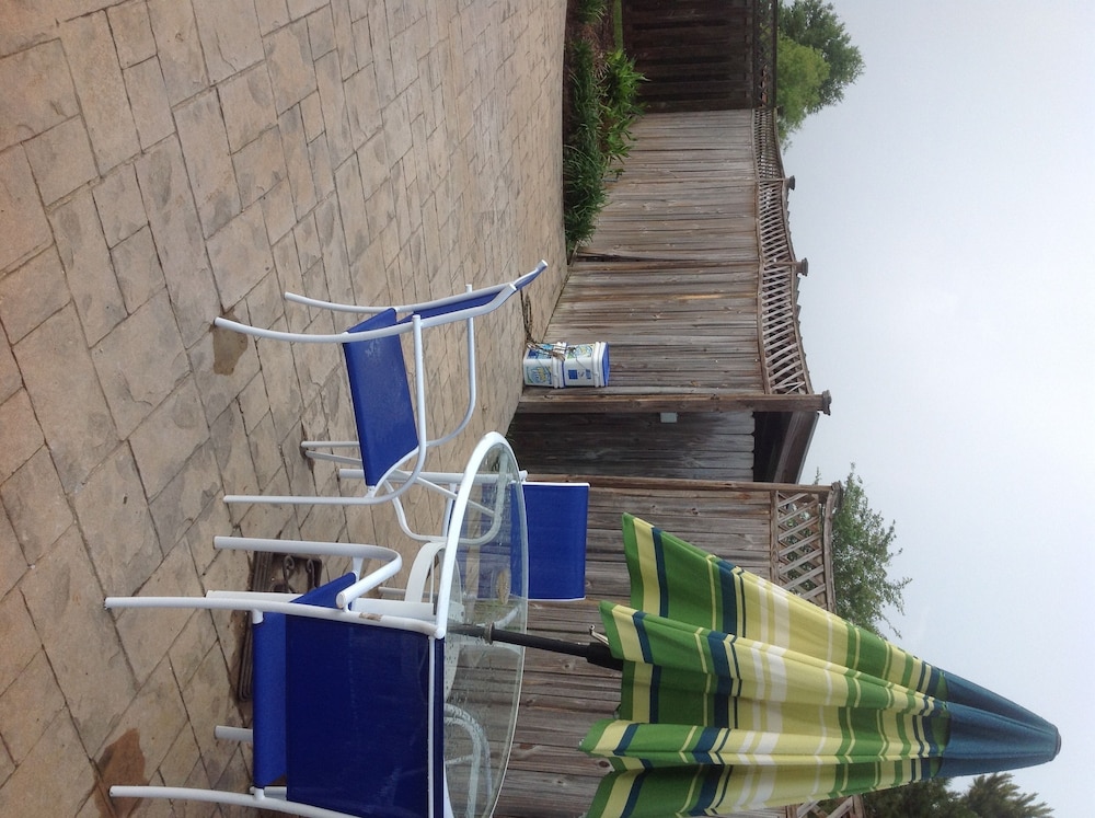 L'acadie Inn & Rv Park - photo 21