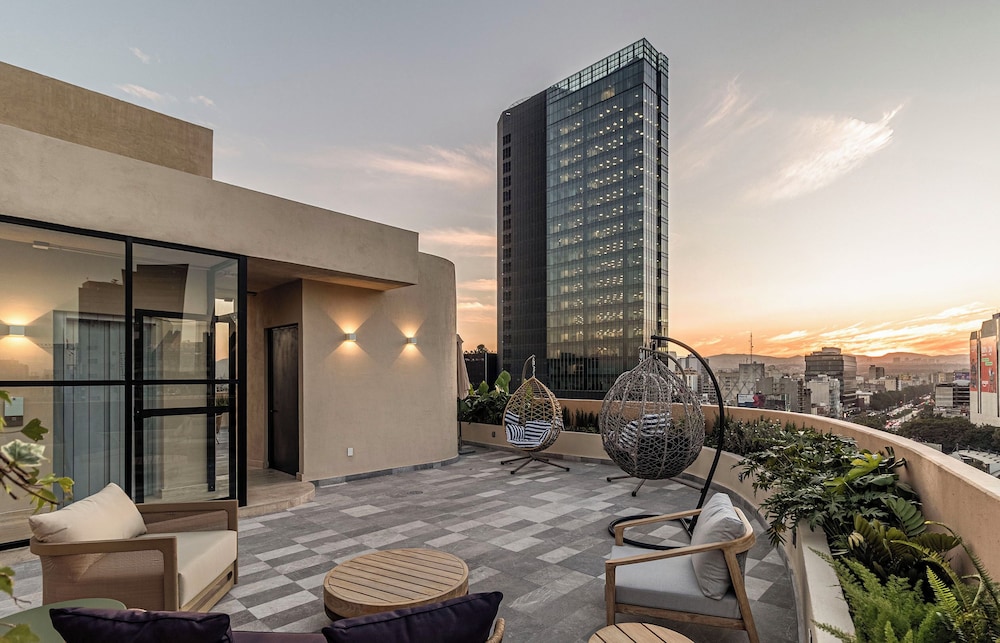 Kukun Edition Marsella Juarez Roma — 4-Star Luxury Hotel in Mexico City, Mexico