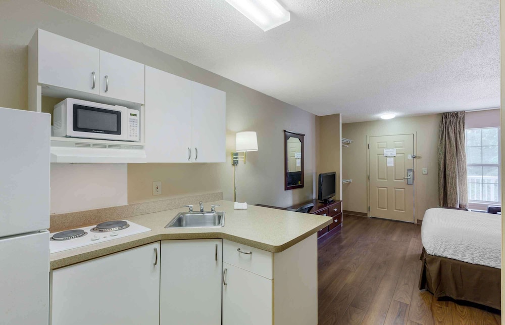 Extended Stay America Select Suites Raleigh RDU Airport - photo 7