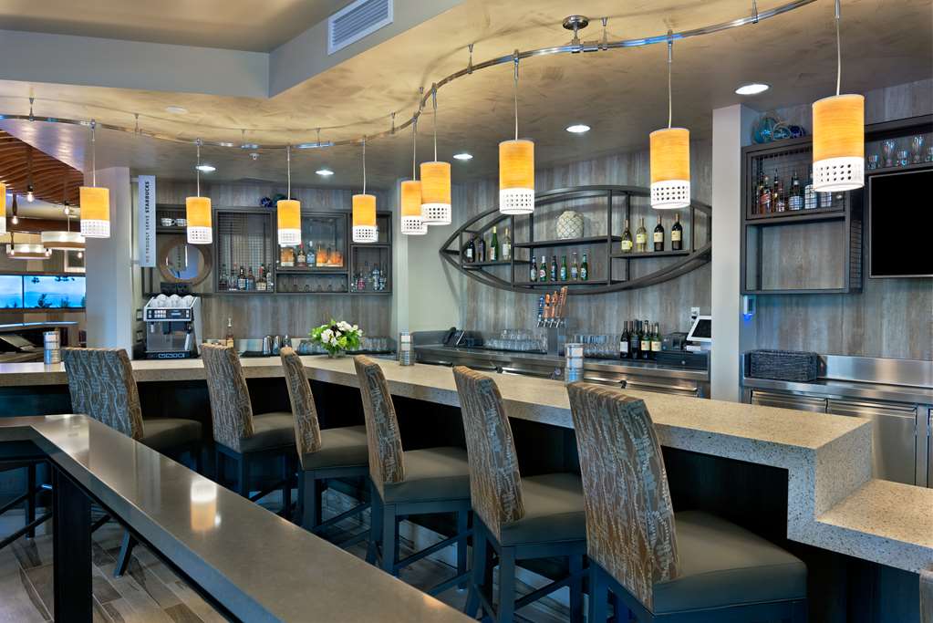 Oxford Suites Bellingham - photo 3